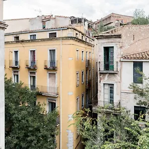 Revitalized In Historical Building Apartamento
